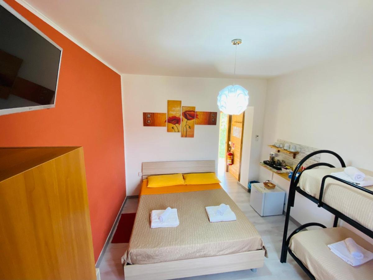 B&B Lao Papasidero Buitenkant foto